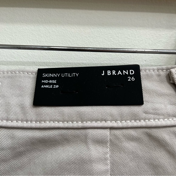 J Brand skinny utility driftwood light tan skinny cargo pants size 26 - Picture 10 of 11